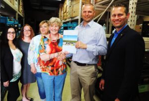 Belvidere/Boone County Food Pantry receives grant