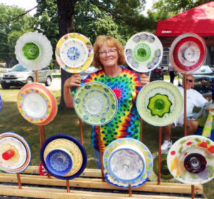 Art and home-made pies highlighted annual Hononegah Woman’s Club Art Fair