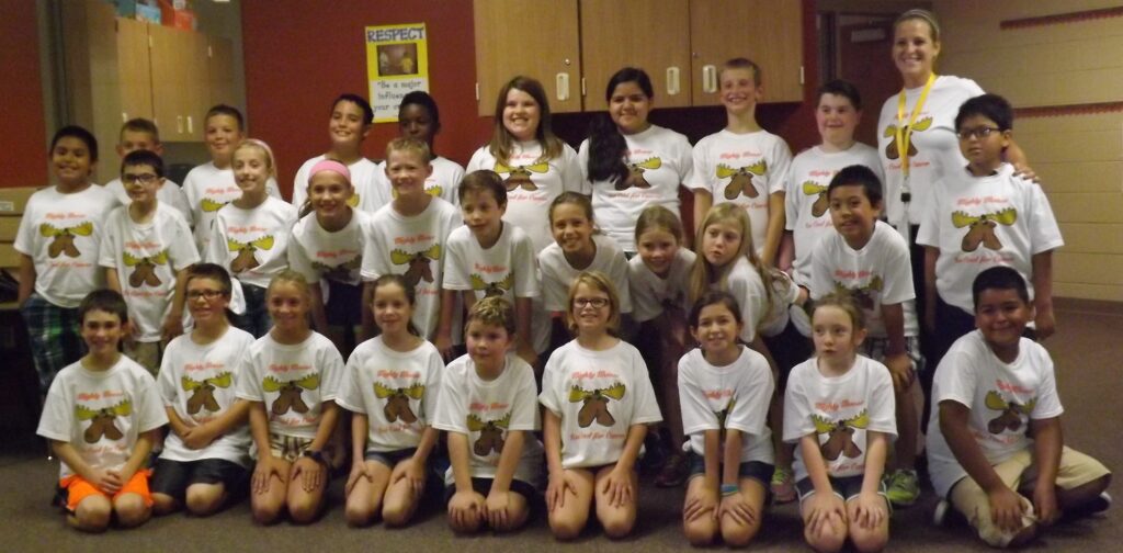 Seth Whitman fourth graders show support for “Mighty Moose”