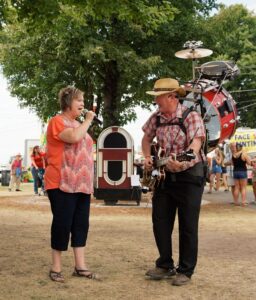 Real Beal’s One Man Band performs at Boone County Fair