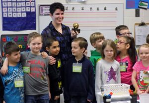Ledgewood School teacher honored with Golden Apple Award