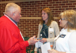 League of Women Voters host Roscoe Township forum