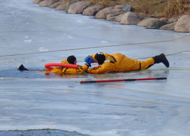 Rescue Training continues in freezing cold weather