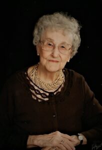 Jeanne Poyer McDonald Oliver, 1926-2018 Obituary
