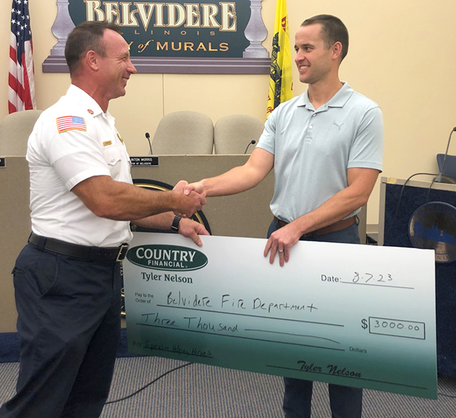 Fire department gets donation from COUNTRY Financial